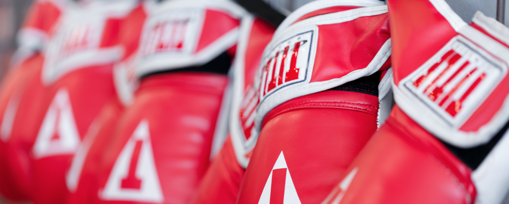 red boxing gloves title